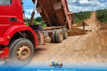 Foto - TRABALHO DE TERRAPLENAGEM E CASCALHAMENTO NA RODOVIA TRANSGARIMPEIRA.