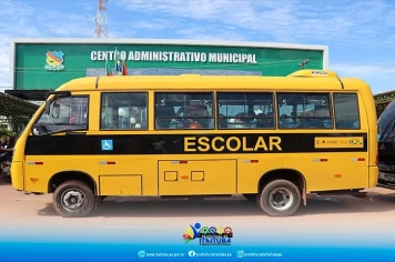 EDUCAÇÃO EM ITAITUBA: FROTA DE VEÍCULOS É AMPLIADA COM MAIS 10 MICRO-ÔNIBUS ESCOLARES PARA ATENDIMENTO À ZONA RURAL E REGIÃO GARIMPEIRA.