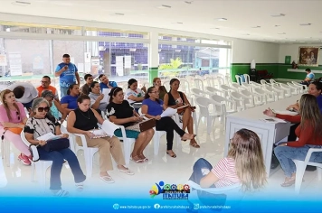 REUNIÃO NA SECRETARIA DE ASSISTÊNCIA SOCIAL (SEMDAS) DEFINIU PROGRAMAÇÃO ESPECIAL ALUSIVA AO DIA DAS MÃES 2026 E A REALIZAÇÃO DE UM FESTIVAL DE PRÊMIOS DIA 3 DE MAIO.